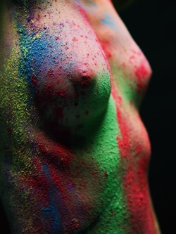 kkshot:  Holi Powder nudes - close up 