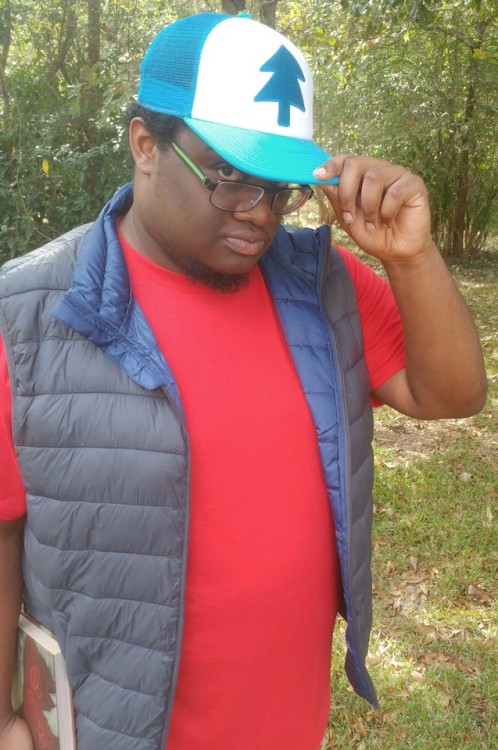 fyeahbmann0413:Oh, yeah, before I forget, here’s my Dipper costume for Halloween yesterday! I gots me a new cosplay now! lol  Bruh!