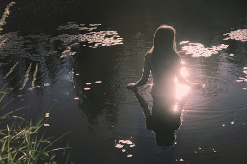 requiem-on-water:Untitled  by Mac Calarco