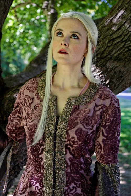 hellofeanor: Last of the Indis pictures from ALEP!  Costume made/worn by me, photos by Lone Dak