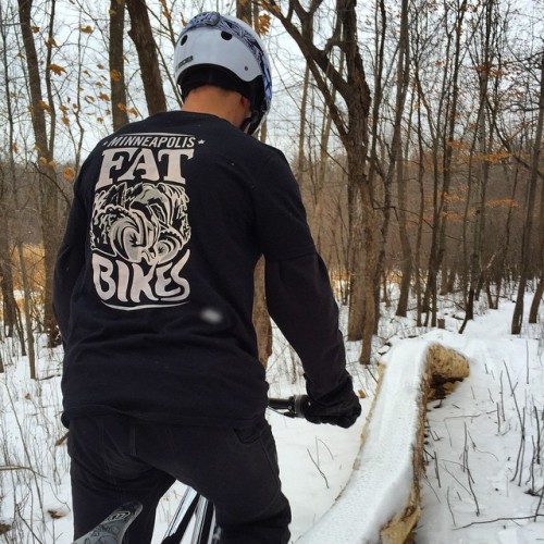 egrk:Mike killing some skinnies! Do our shirts make you more talented? #mtb #fatbike #minneapolisfat