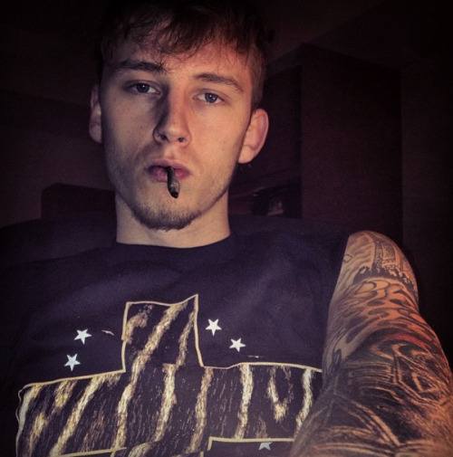 I don’t give a fuck what anyone says , this guy right here gets me threw a lot of shit. I love him with everything in my body. His music is just unbelievable. Wen ever I hear his name , I get chills. One day I will meet him! I love my baby MGK