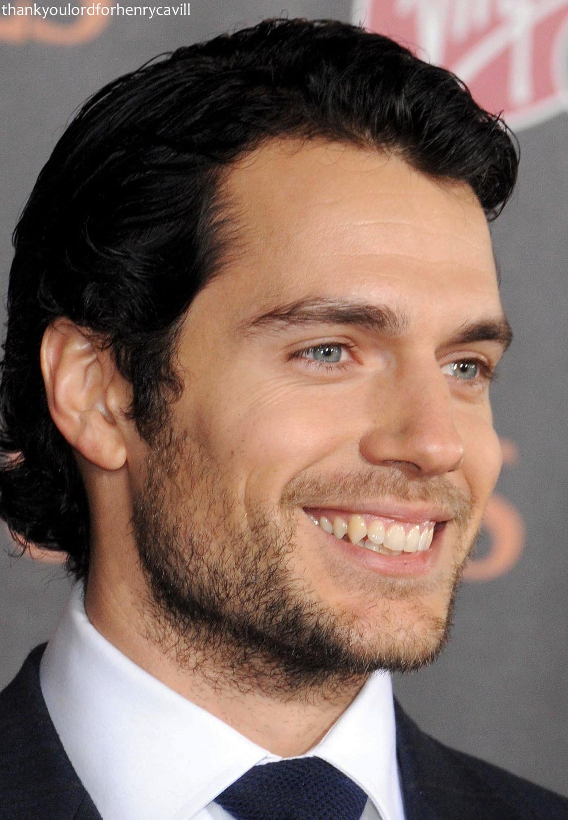 thankyoulordforhenrycavill:  henry slaying everybody at the immortals premiere in