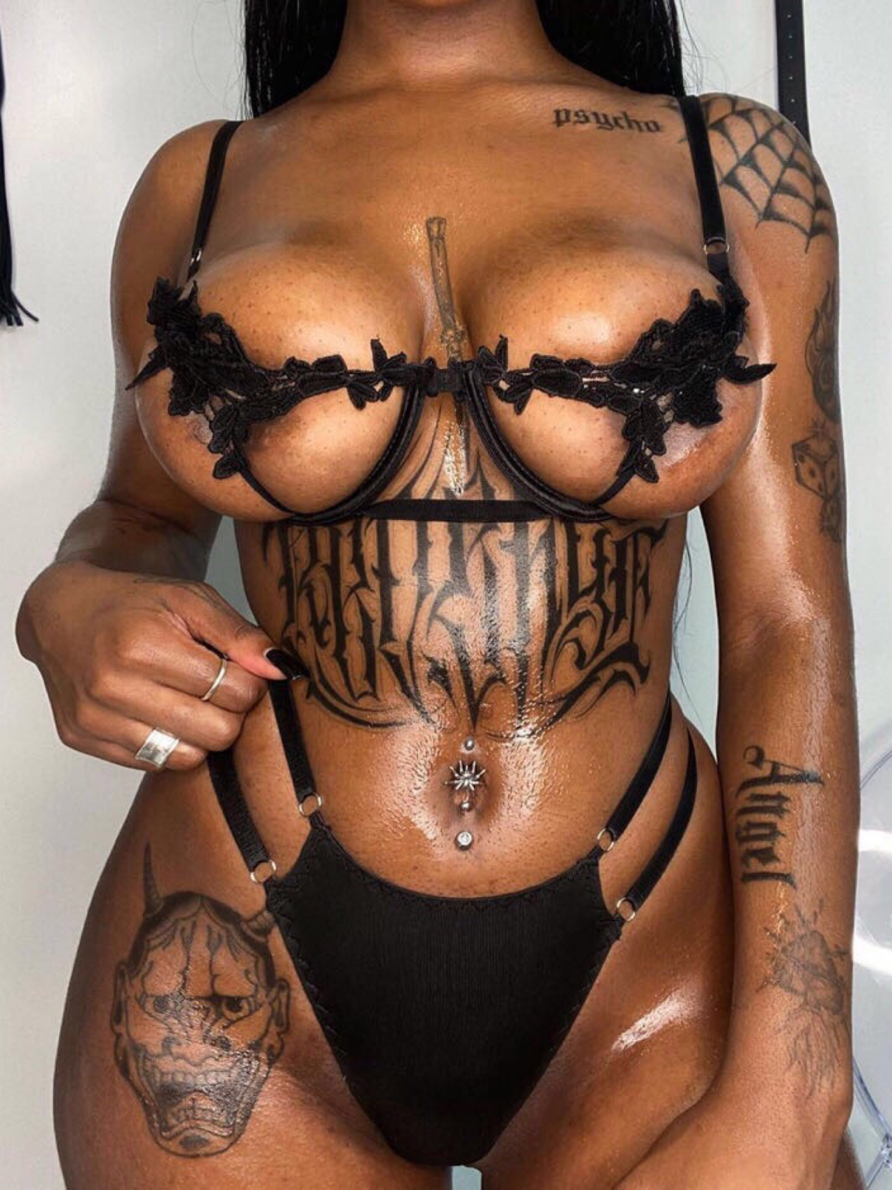 ashtheambitious:loverssway-deactivated20220503:Yes