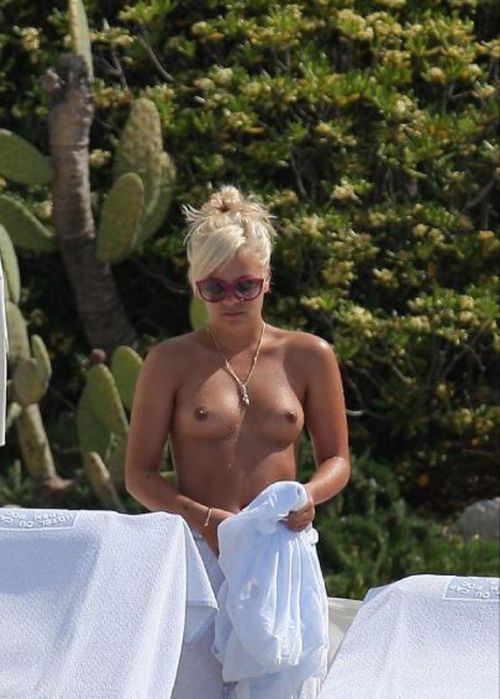 nudecelebsblog:  Lily Allen Nude 