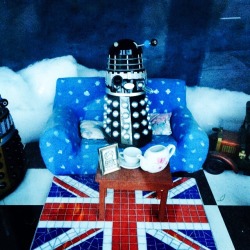 heyitsapril saw this lil dalek having tiny tea on a small sofa and thought of you