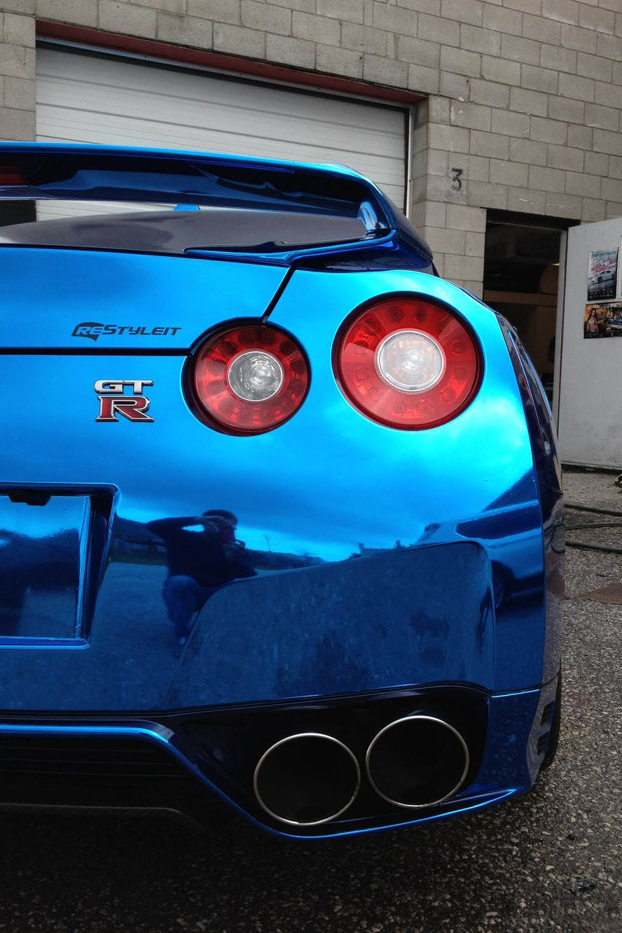 themanliness:  Nissan GTR Blue Chrome | Source | More      