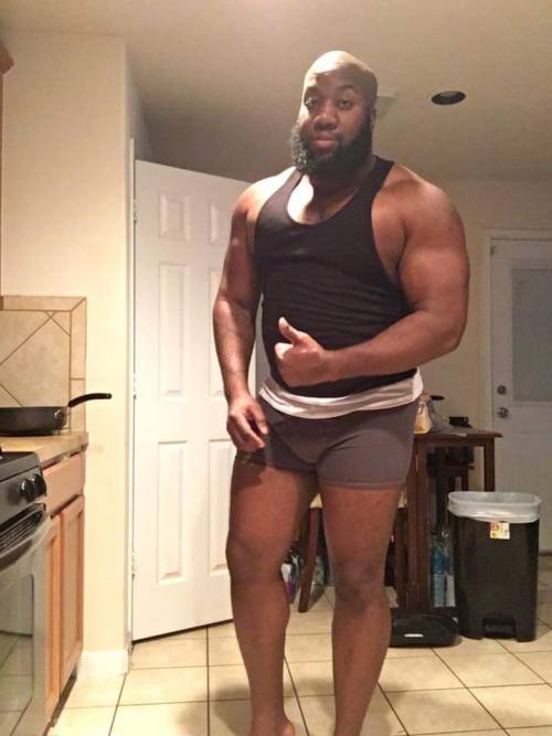 Tall Sexy Big Man!