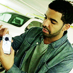 XXX aubreygifs:  Drake VS Lil Wayne App  photo