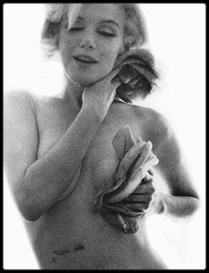 24hoursinthelifeofawoman:Marilyn Monroe by Bert Stern, 1962