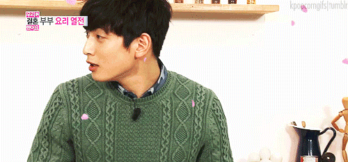 KPOPcorn GIFS
