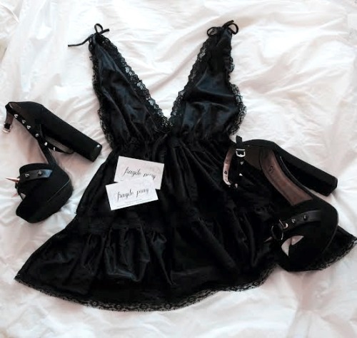 Sex fragilepony:  Vintage Black Babydoll at Fragile pictures