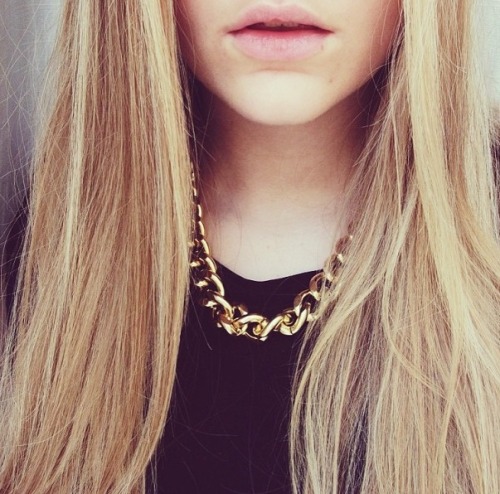 qlamorousy:  chanel-rosyy:  fairybambs:  (via TumbleOn)  http://chanel-rosyy.tumblr.com/  ♡lovely rosy blog♡  ❀ rosy ❀