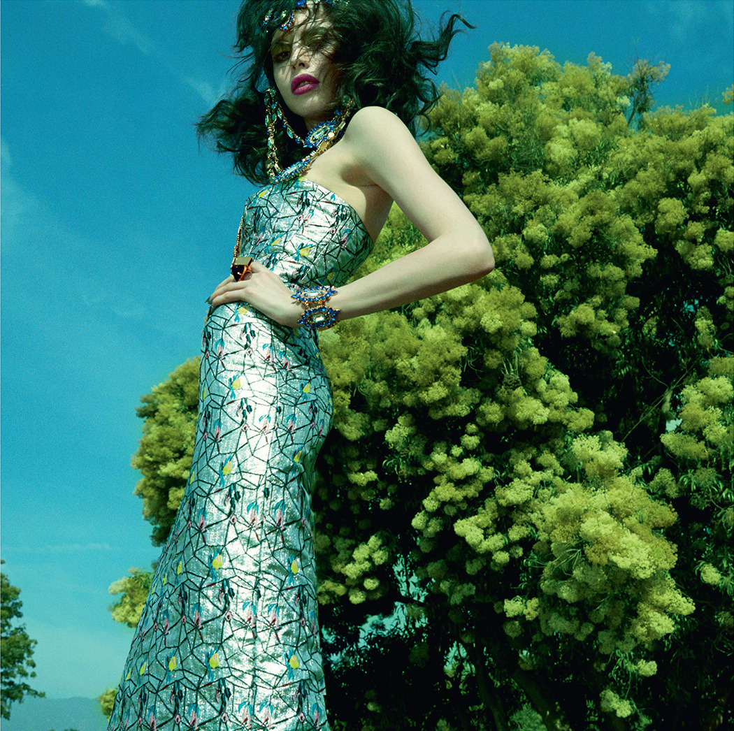 stormtrooperfashion:  Charlotte Kemp-Muhl in “Belle Plante” by Greg Kadel for Numéro, May