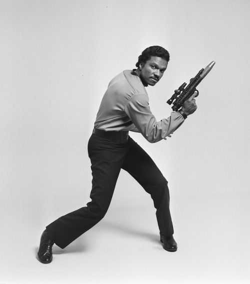 atomic-chronoscaph:Billy Dee Williams as Lando Calrissian - The Empire Strikes Back (1980) Look up “