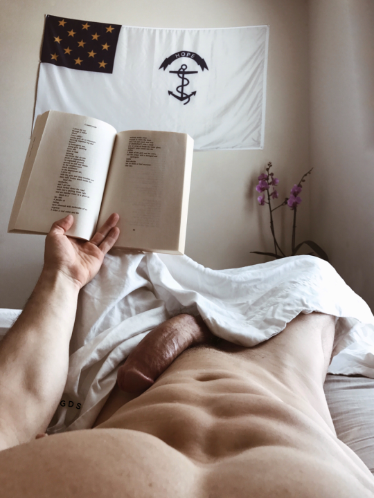 countryboycumdump-blog:  wvilldog: toitocandomela-blog:   Study harder   Beautiful