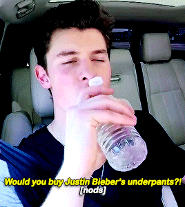 manfuckyopride: liabilit: Shawn would buy Justin Bieber’s dirty underwear 