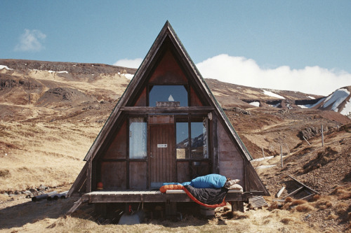 ellithor:Early morning naps on the deck of my favourite A-frame….Kodak Ultramax400