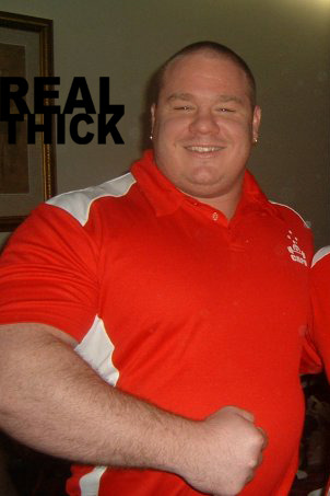 thebigbearcave:  hey joebear, miralo que chulo gran gordo!!! i think i remember I was asking about THIS guy!  any ideas??