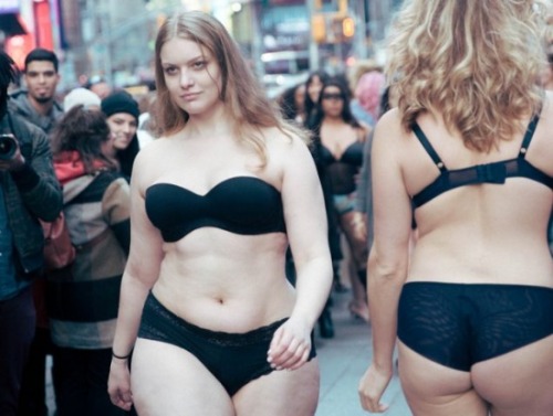 wetheurban:Models of All Sizes Stage Time Square Takeover to Challenge Victoria Secret’s Beaut