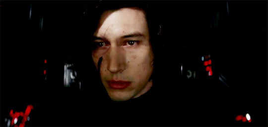 milajedora:  Kylo Ren’s facial lesion has a subtle reference to Han Solo as its