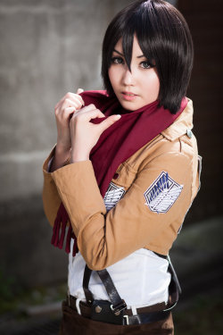 cosplayfanatics:  SnK: Beautiful but Cruel