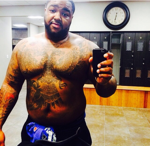 plutoworldsblog:  BIG BOYS GET IT POPPIN TOOO