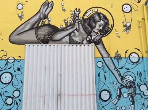 visionary-vandalism:   London Police - Miami