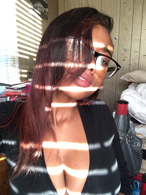 alyssaayaan:  What is with me and black 🙄 #aremyboobsgrowing