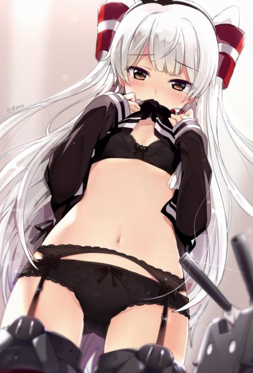 nait0u:  荻pote＠1日目西a-47bさんのツイート: “塗り練習あまつん https://t.co/jfFrnUzbf9”