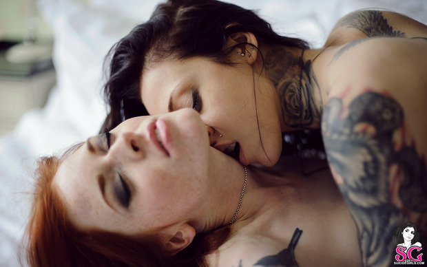 twohornygirls:  http://twohornygirls.tumblr.com/
