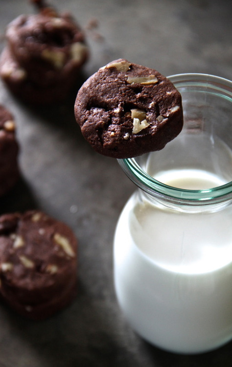 food-everybody-loves:   Click here to see more 