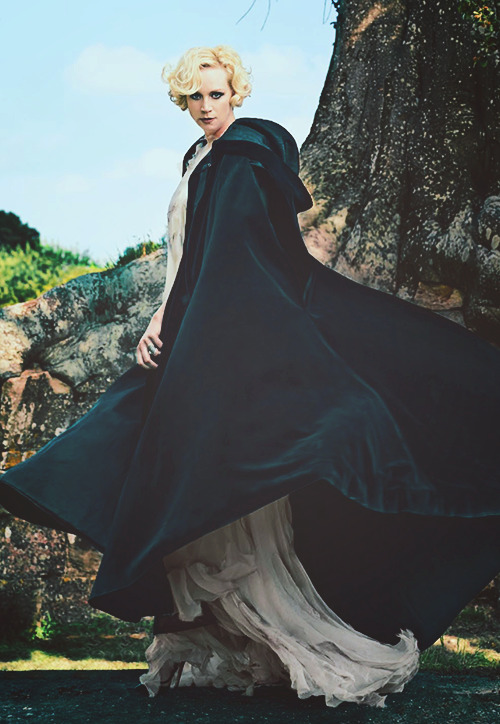 virgin-who-cannot-drive:  Harper’s Bazaar│Women of the Year Awards 2014 ➝