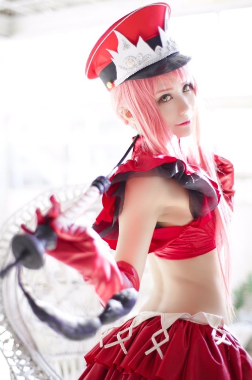 scandalousgaijin:  Medb - Merry