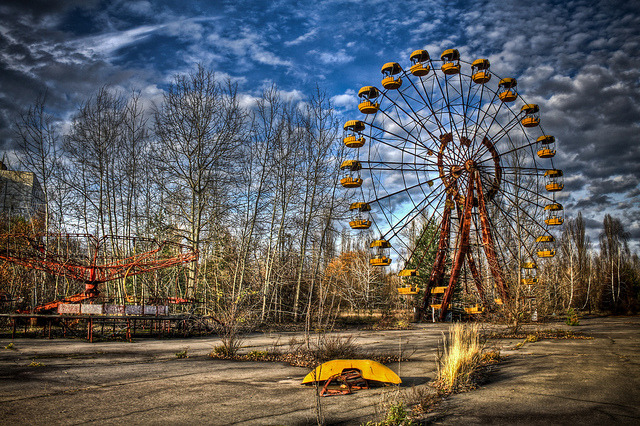 sixpenceee:    Pripyat City  Pripyat city in the Ukraine once housed the families