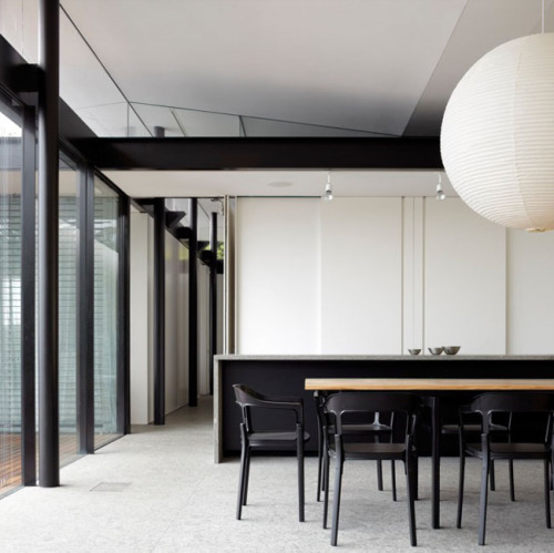 cabbagerose: whale beach house/tobias partners via: sharedesign