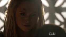 kaleidoscopereflection:  Why aren’t we talking about when Clarke cried during this scene as well?