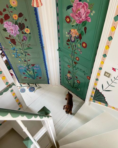 romantic-musings:artist Nathalie Lete painted her house full of flowers during quarantine