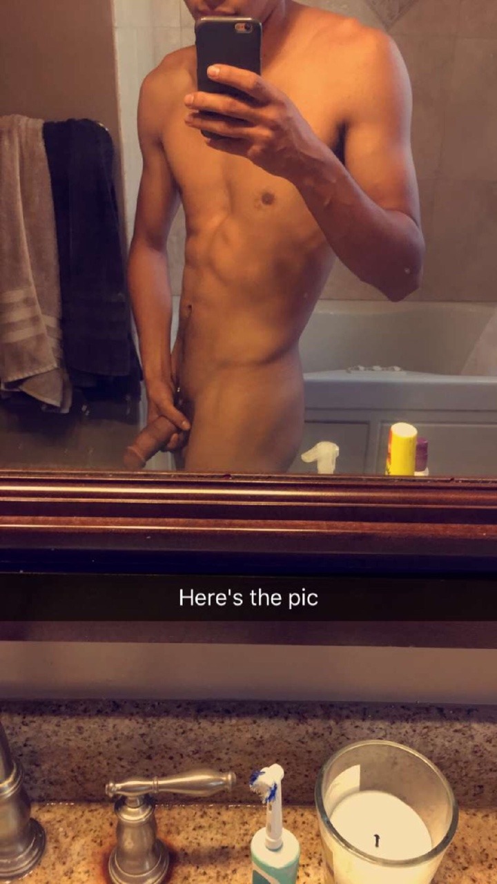 betocheto18:  straightxxxboys:     angelo, 22 😉 fine ass dude … with a huge