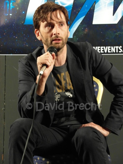 fracturedmind:  tennydr10confidential:  David Tennant sure has a nice *looks down then back up in a daze* sorry, what was I going to say? I got distracted by a certain area on him.   LOL