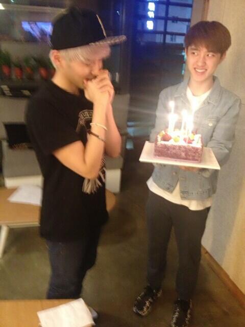 kkahne815:D.O looks like he poisoned the cake.