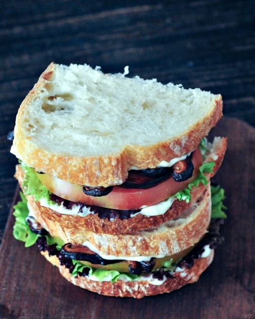  Crispy Shiitake BLT Sandwich