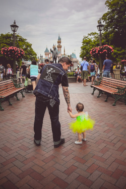 exp3ctopatr0num:  kidsraisingkids:  For as long as I live - I will never forget our father &amp; daughter Disneyland dates :’)  This is just the cutest. 