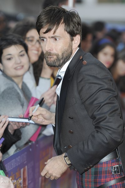 tennydr10confidential:  David Tennant at various events signing autographs for fans-He is just an absolute, wonderful, splendidly nice, and generous man to meet in person.  