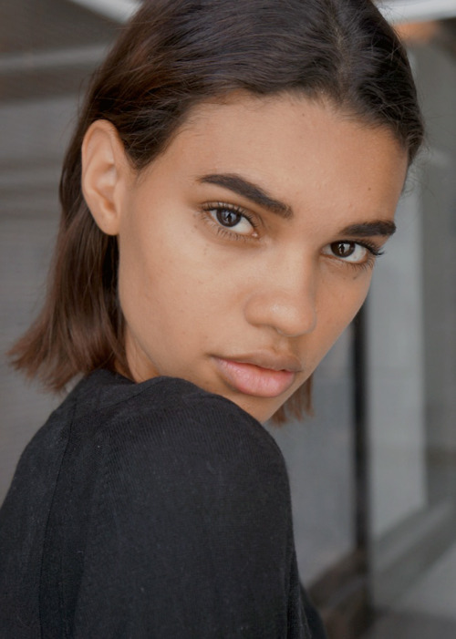 new faces : barbara valente for models.com