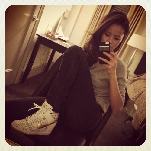 joshiepants74:  Jamie Chung - Queen of instagram 