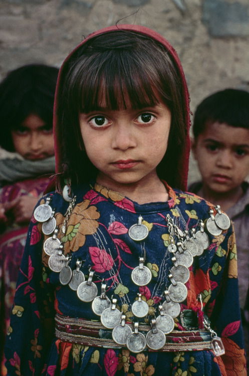 Porn photo stevemccurrystudios:  FACES OF AFGHANISTANIn