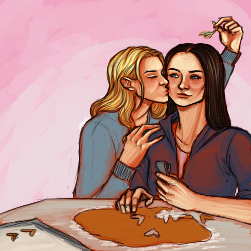 josefir:12 days of spn femslash - day 1 - mistletoestarting this out with some alex/claire and ginge