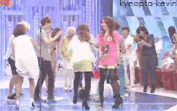 kyeopta-kevin:  Poor Dongho (*≧艸≦) 