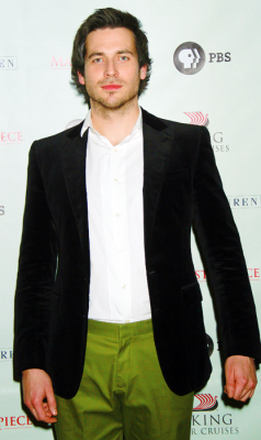 dustedoffanoldie:  Mr. Green-Trousers :) 